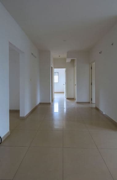 2 bhk semi furnished flat for rent in goyal orchid woods, kothanur, hennur main road, measuring 1093 sqft