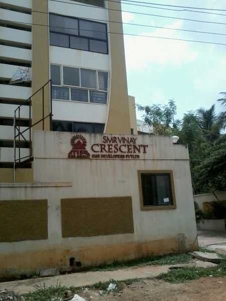 3 bhk semi furnished flat for rent in smr vinay crescent , hbr layout, hennur , hennur main road , measuring 1625 sqft