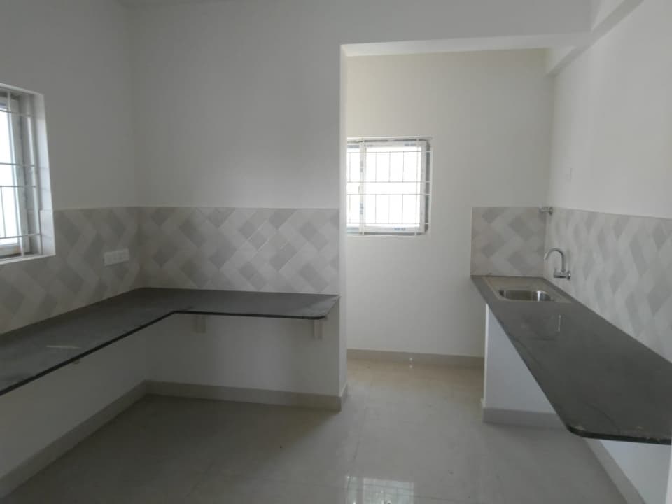 Apartment photo 2