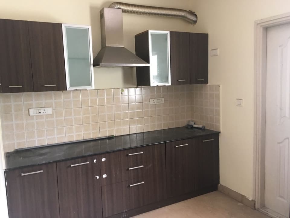 2 BHK Semi Furnished Flat for Rent in Classic Royale Garden , Hennur Gardens, Hennur Bagalur Road, Measuring 1727 Sqft,