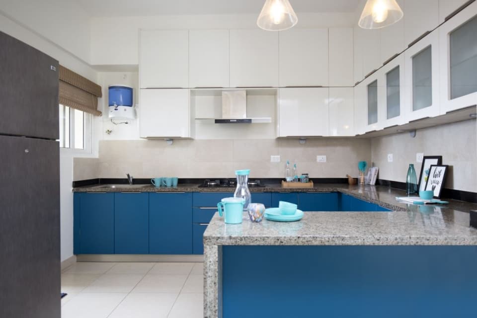 2 bhk fully furnished flat for sale in g corp the icon, nagavara, thanisandra main road, measuring 1305 sqft.