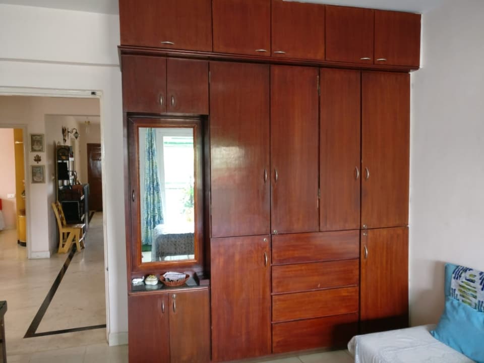 3 bhk semi furnished flat for rent in smr vinay crescent , hbr layout, hennur , hennur main road , measuring 1625 sqft