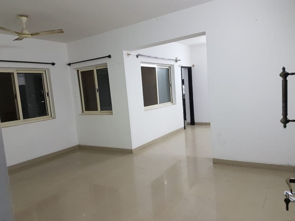 3 bhk semi furnished flat for rent in ideal enion carnation , narayanapura, hennur main road,measuring 1485 sqft