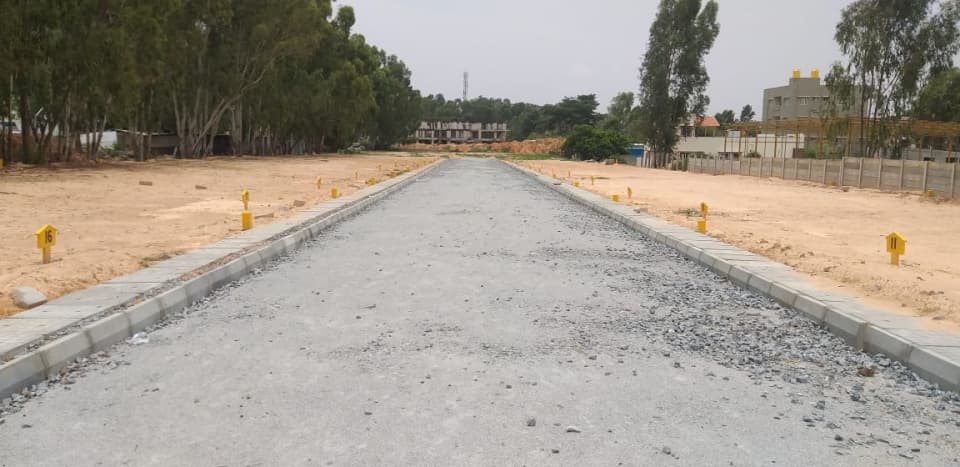 30x55 site for sale in byrathi brindavan, next to salarpuria sattva gold summit apartment , hennur main road.
