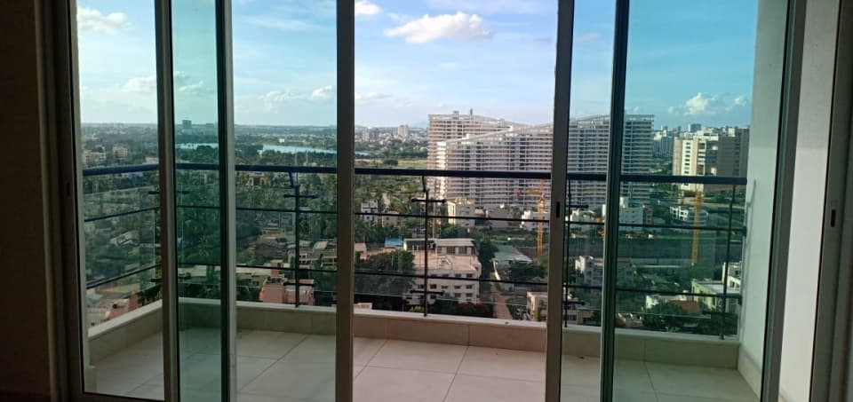 spacious 3 bhk flat for rent in karle zenith residences, nagavara, hebbal, measuring 2300sqft