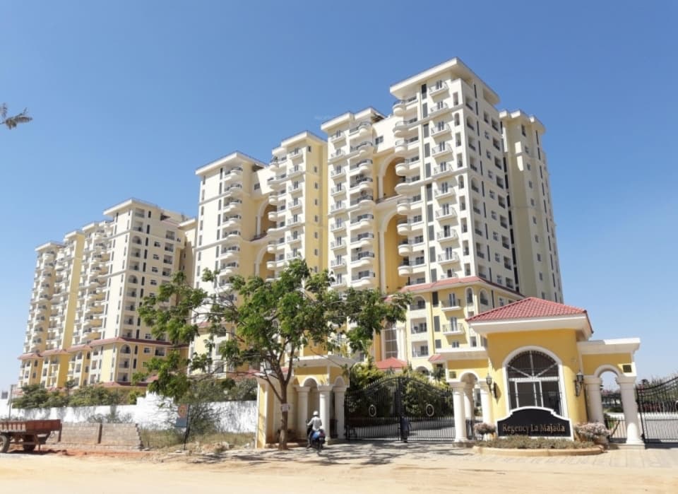 2 bhk flat for rent in regency la majada, hbr layout, hennur main road, measuring 1359 sqft