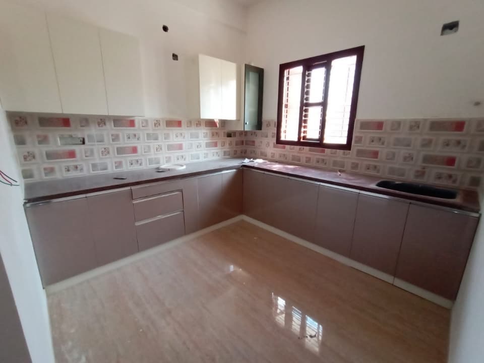 Independent House photo 4