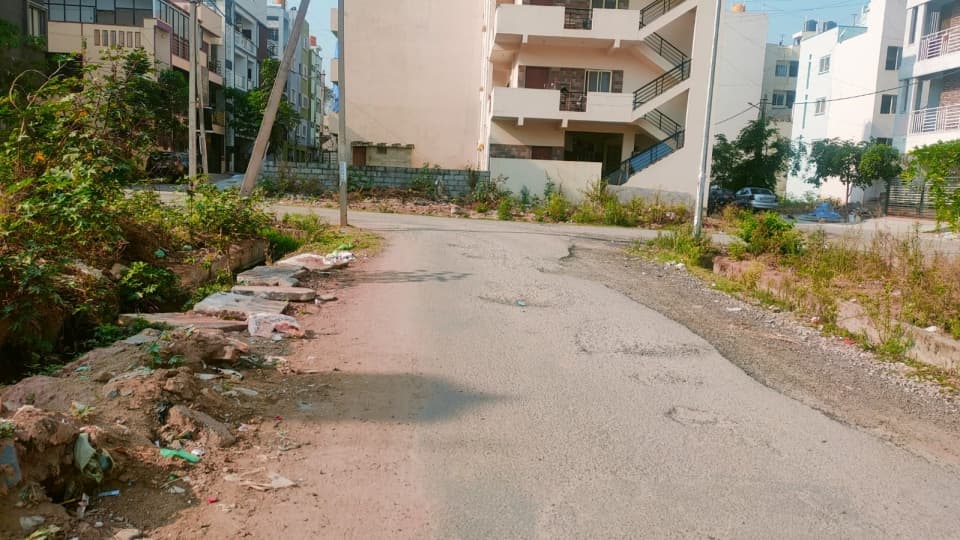 30x40 West Facing Plot for Sale at Venkatadri Layout Behind United International School