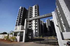 3 bhk flat measuring 1800 sqft for rent in sobha chrysanthemum, thanisandra, off hennur road
