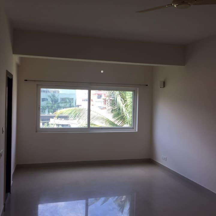 Apartment photo 2