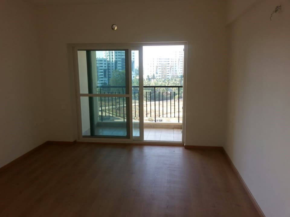 Apartment photo 2