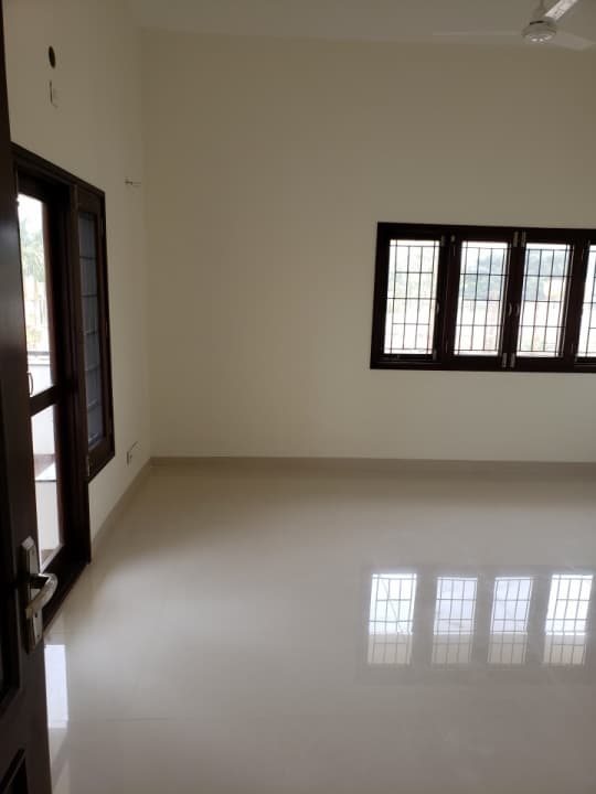 Villa photo 3