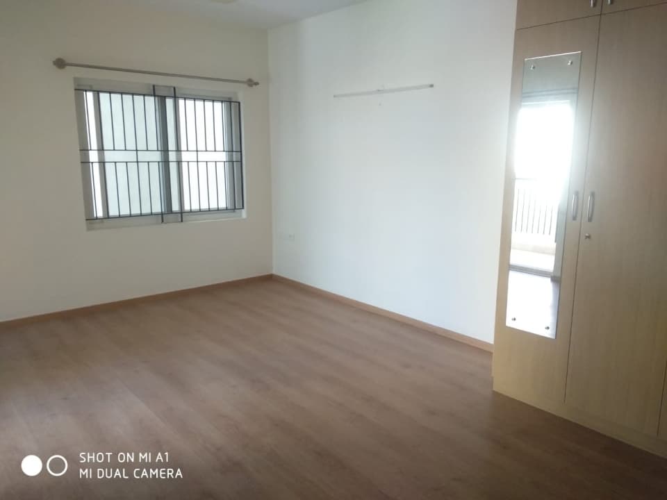 Apartment photo 4