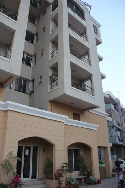 Apartment photo 2