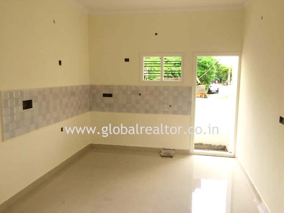 Independent House photo 3
